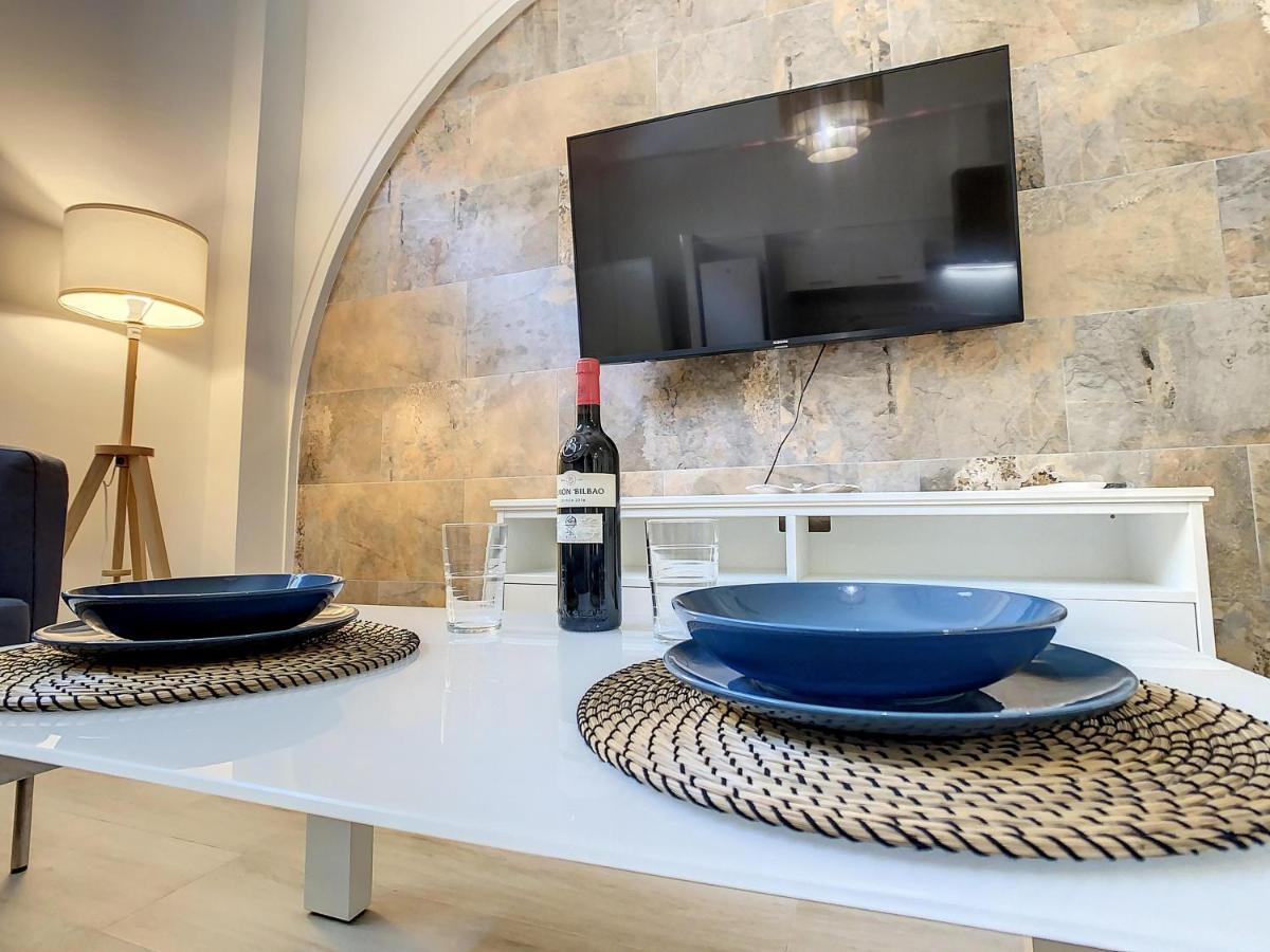 Apartcity Triana Sevilla Exterior foto