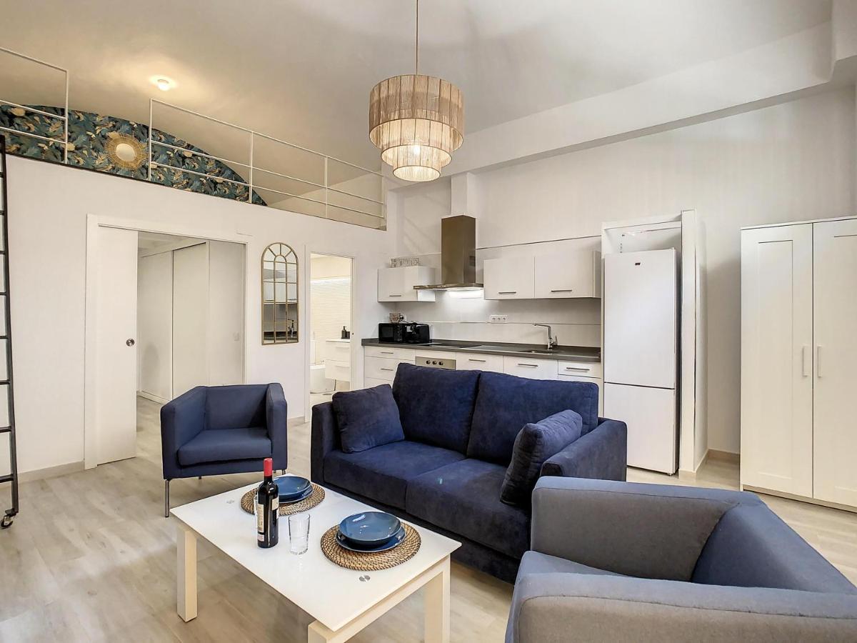 Apartcity Triana Sevilla Exterior foto