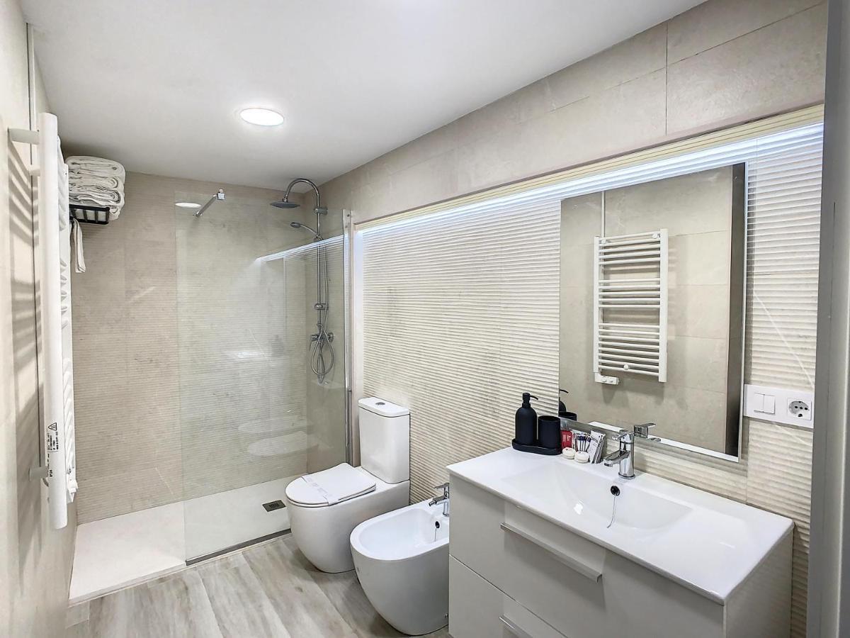 Apartcity Triana Sevilla Exterior foto